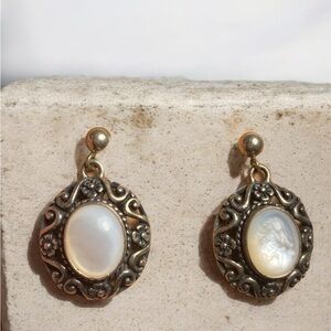 Carolyn Pollack CP 925 Sterling Silver Mother of Pearl Dangle Earrings Vintage